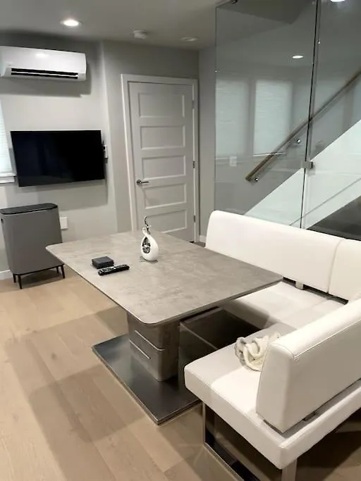 Seattle'S New Modern Townhouse W/ Private Rooftop United States